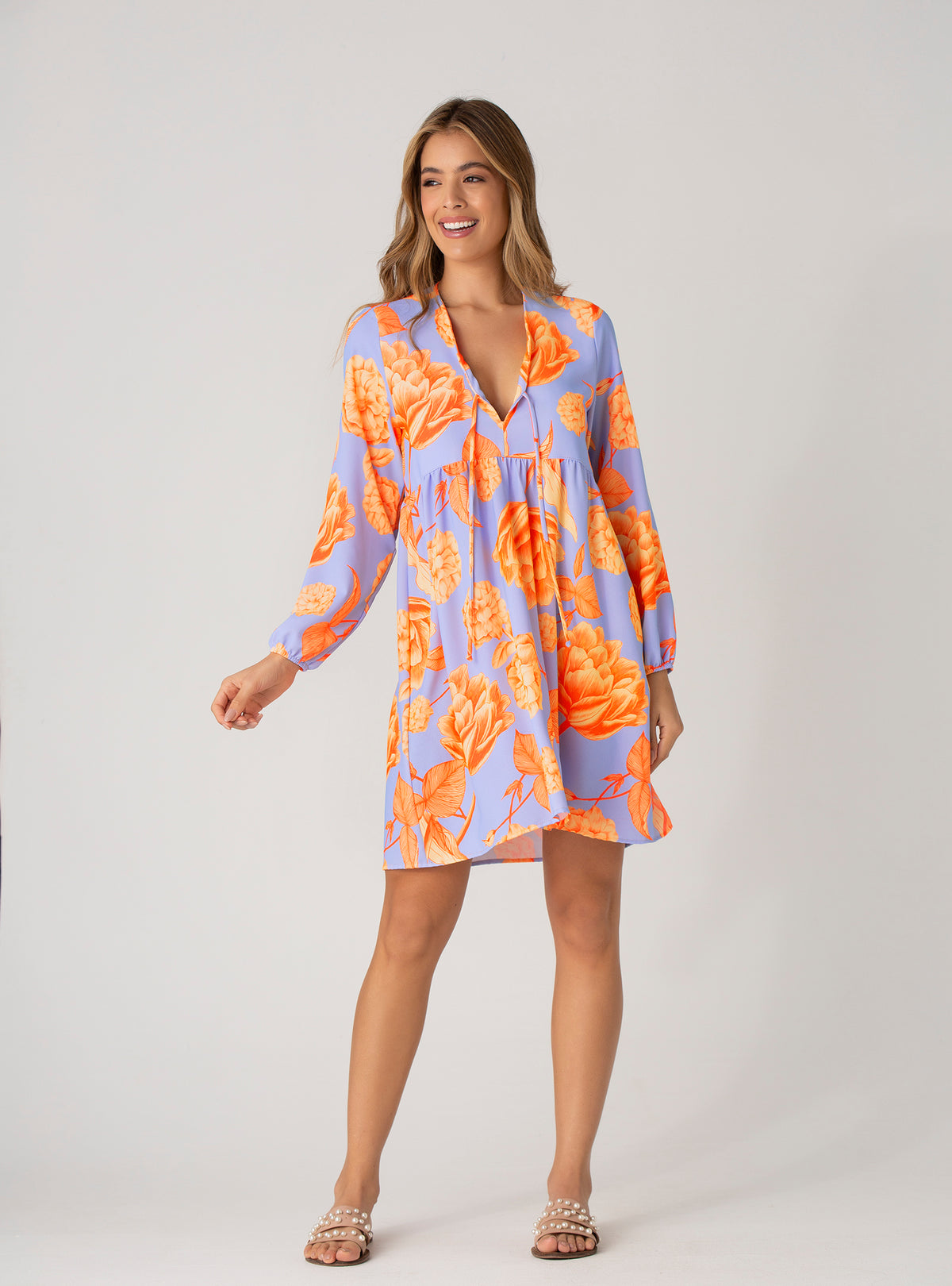 Vestido Corto Manga Larga escote en V 947 Rocha