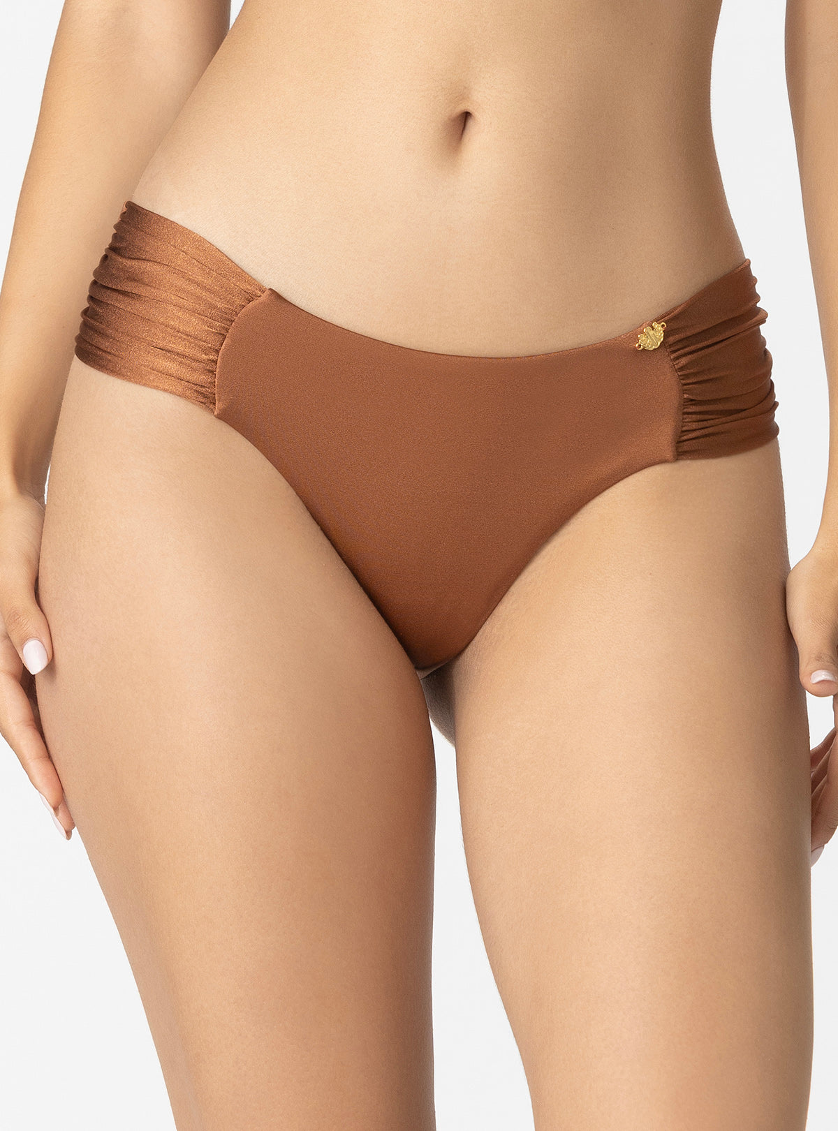 PANTY LATERAL DRAPEADO LEVANTA COLAS 3748 CHOCOLATE