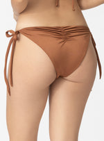 PANTY AMARRE LATERAL ESFERAS Y CHAQUIRAS LEVANTA COLAS 3749 CHOCOLATE