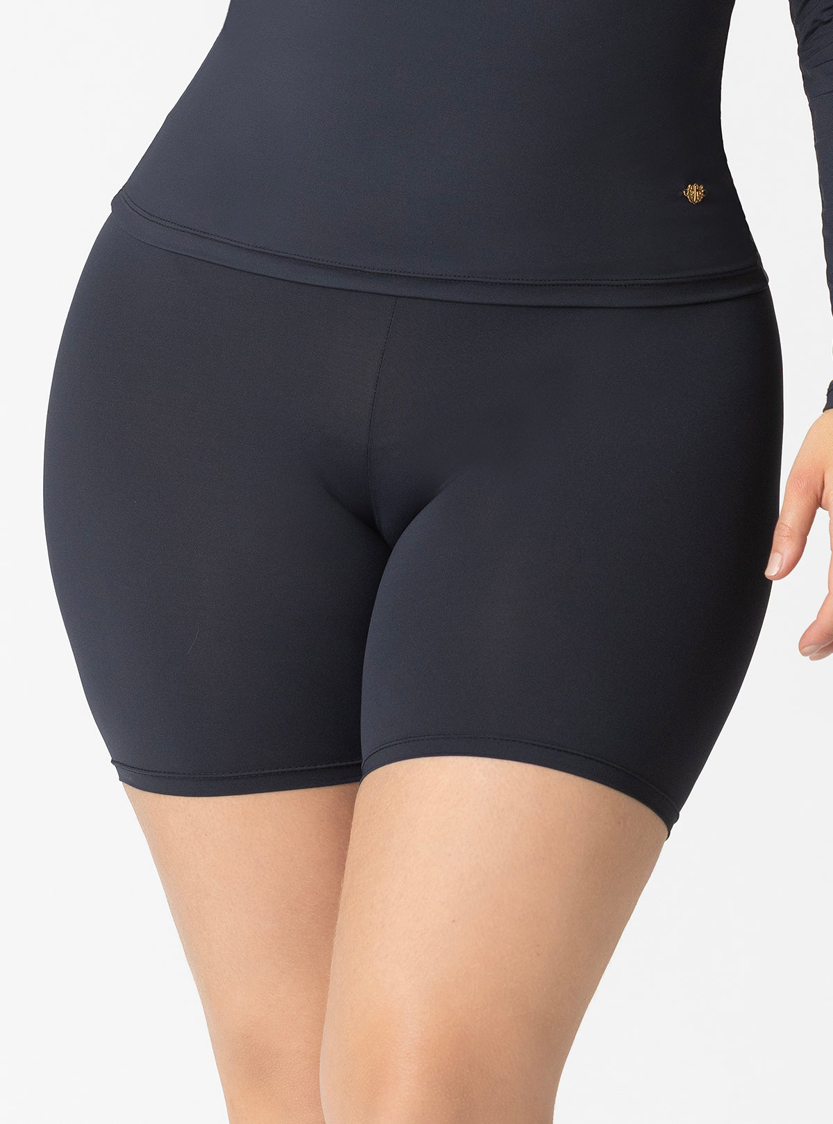 SHORTS ALTO DEPORTIVO ACUAFIT 3754 NEGRO
