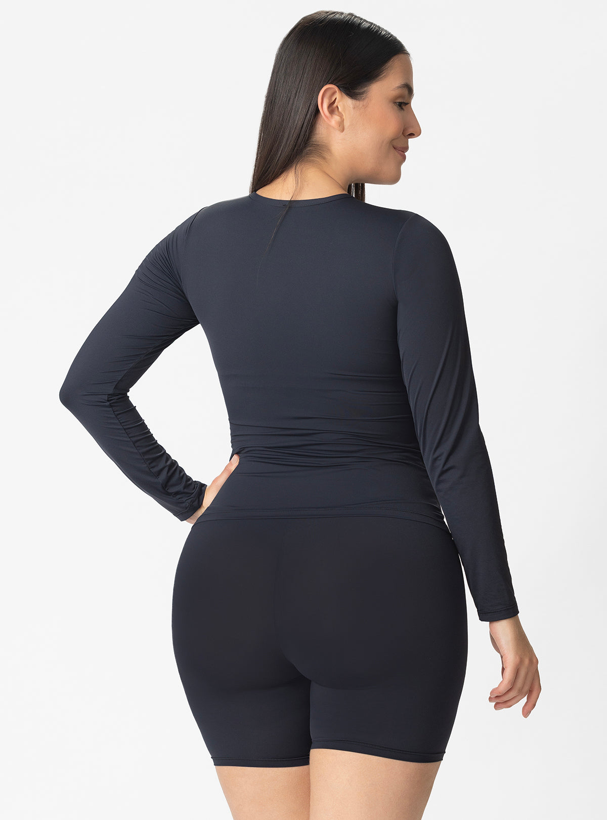 CAMIBUSO CON COPA FIJA ACUAFIT, MANGA LARGA. 7132 NEGRO