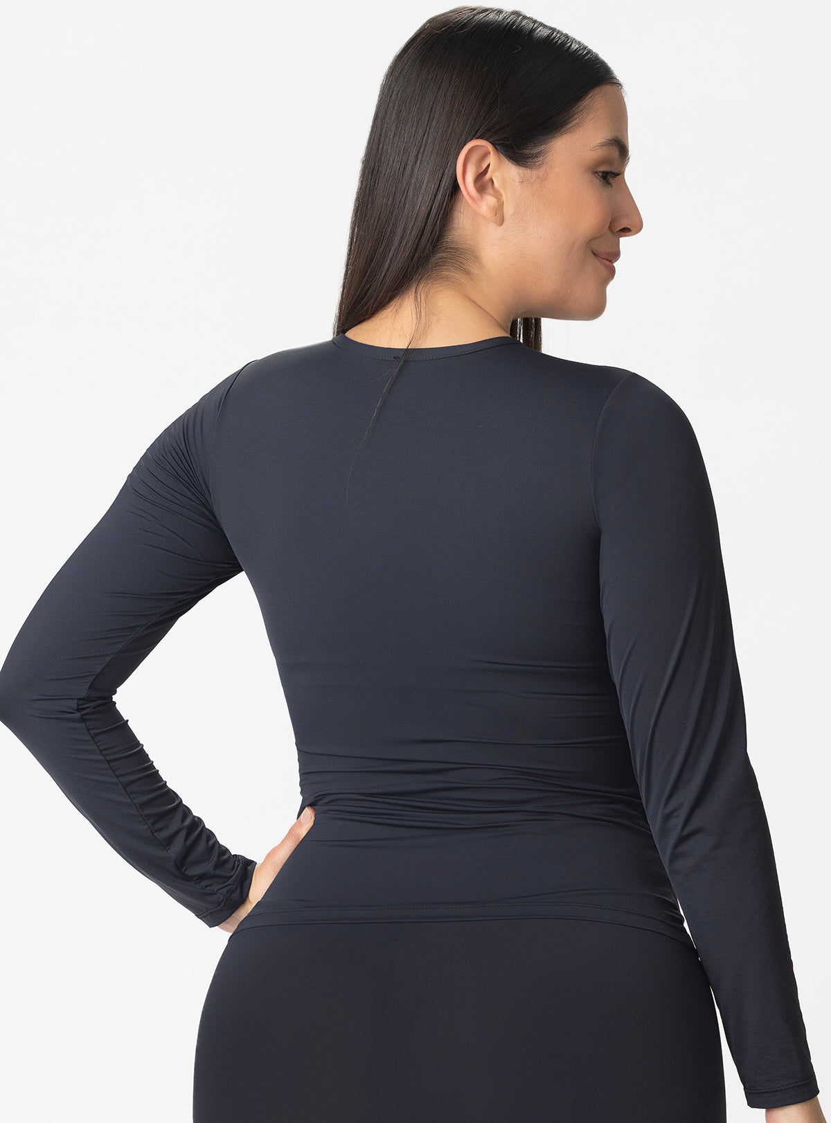 CAMIBUSO CON COPA FIJA ACUAFIT, MANGA LARGA. 7132 NEGRO