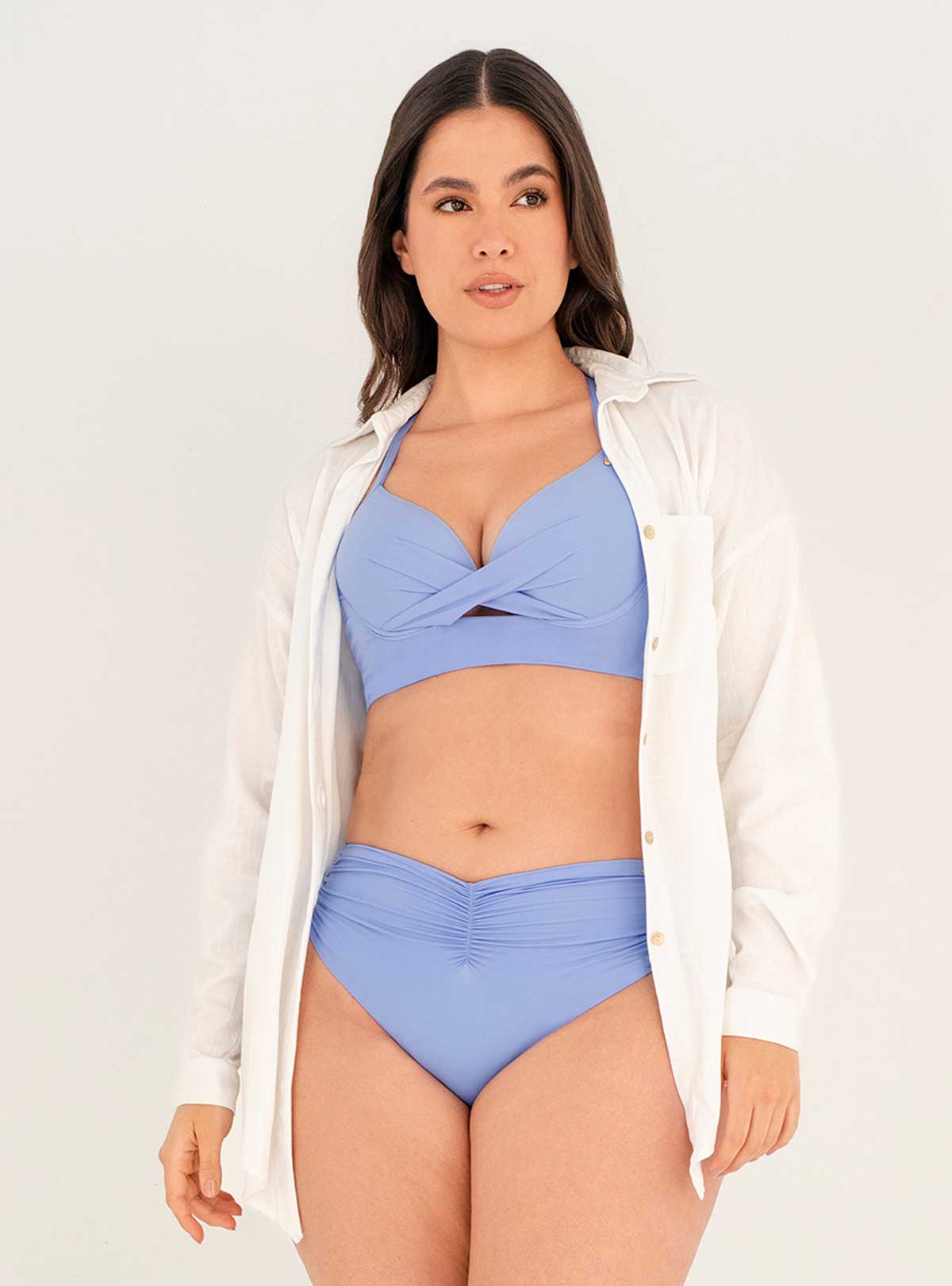 Camisa Manga Larga plateado con perilla y botones dorados en tela viscosa licra 8096 marfil