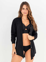 Camisa Manga Larga en viscosa spandex, con cuello, perilla y botones dorados. Negro 8098