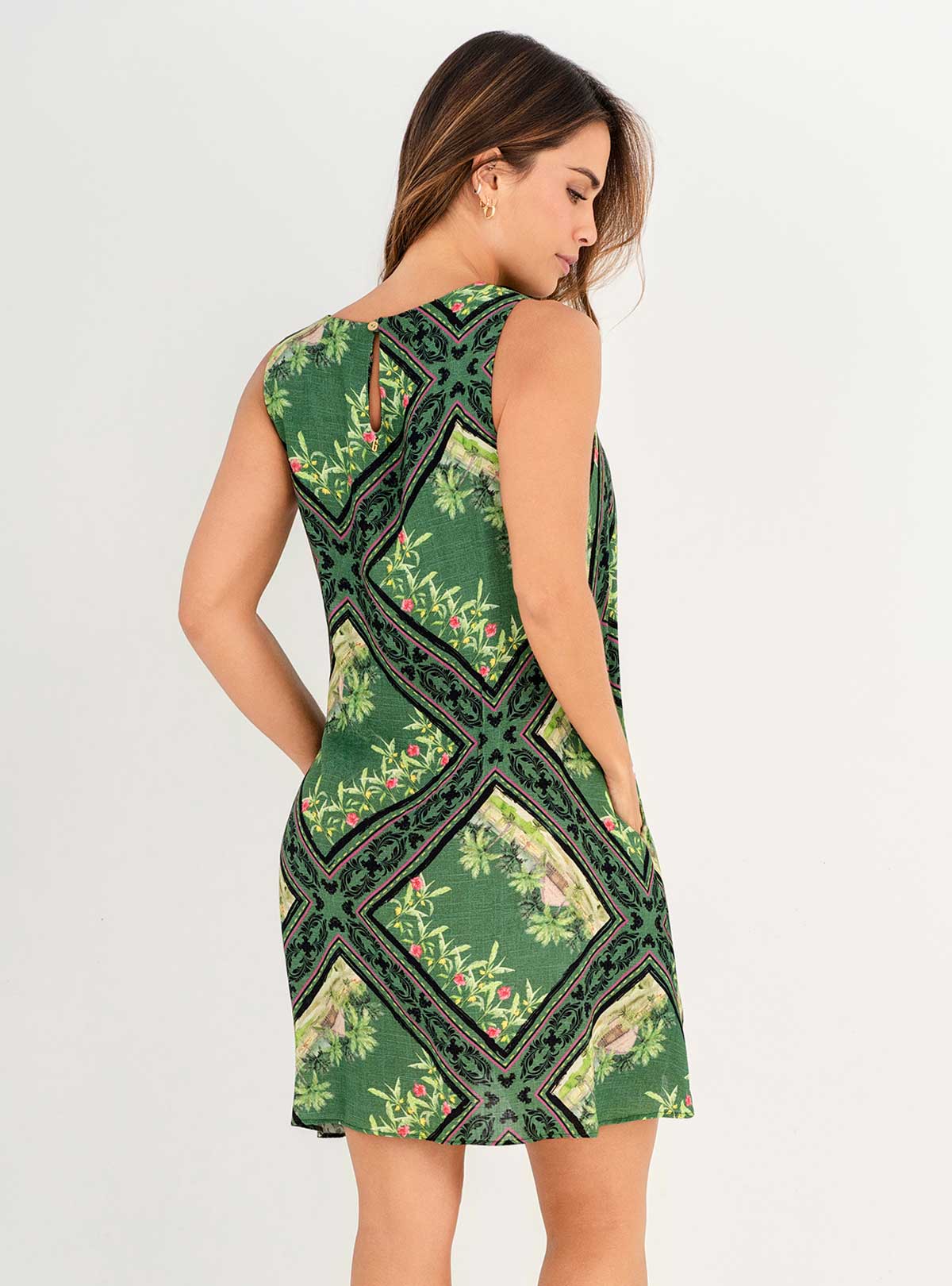 Vestido Corto con 2 bolsillos en tela viscosa 8113