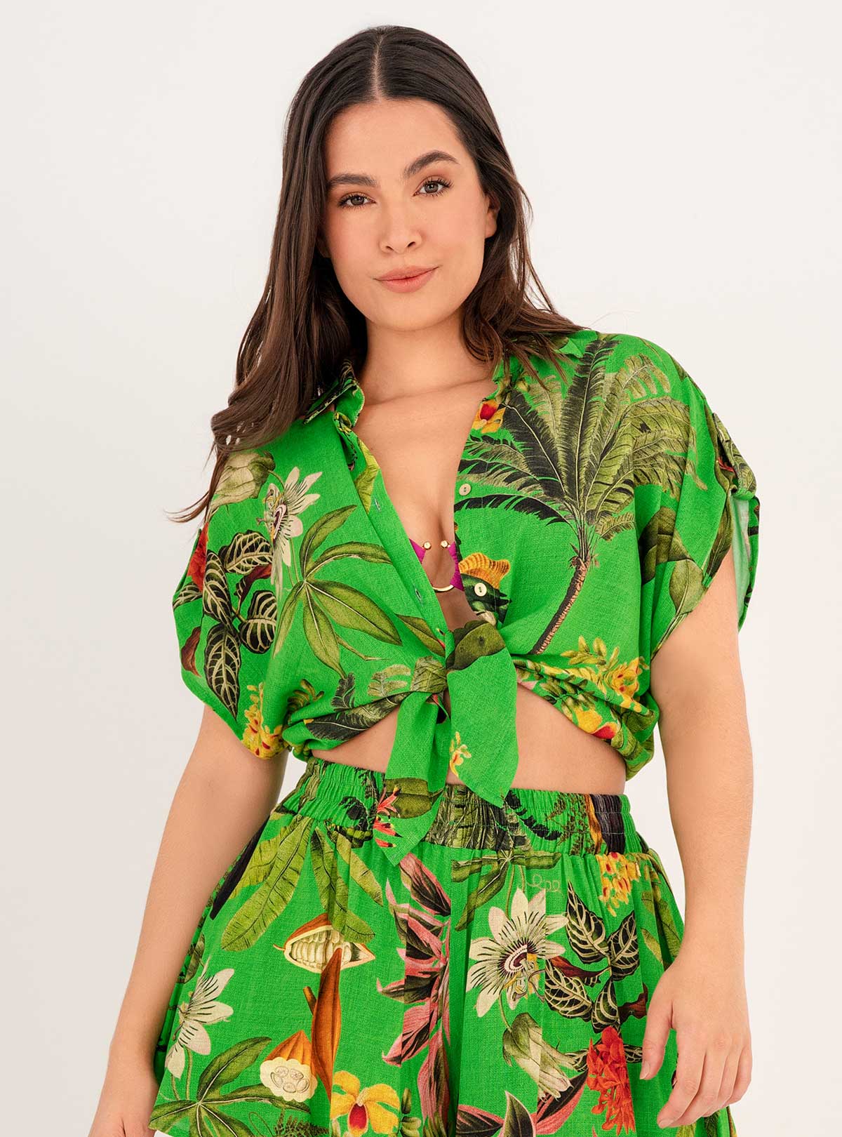 Camisa Manga Corta en pretina con botones dorados en rayon viscosa 8119