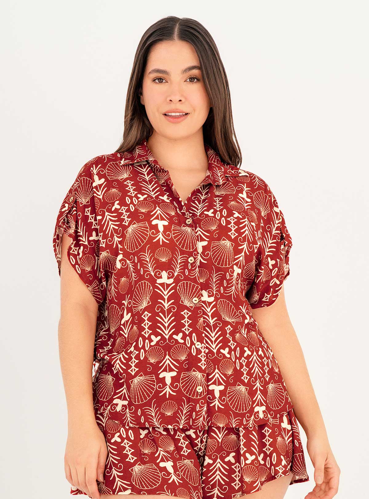 Camisa Manga Corta con pretina y botones en dorado en tela rayon viscosa 8125