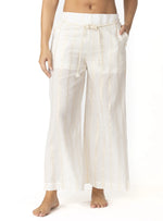 PANTALÓN EN ALGODÓN MARFIL CON RAYAS TEJIDAS EN HILOS DORADOS Y CORDÓN AJUSTABLE EN CINTURA. 8184