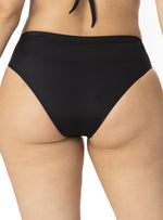 PANTY MEDIO ALTO NEGRO 3778