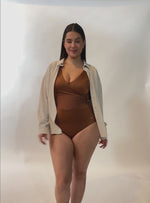 VESTIDO BAÑO ENTERO COPA FIJA Y CONTROL DE ABDOMEN 1378 CHOCOLATE