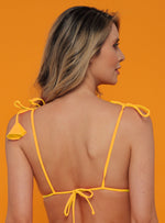 Triangulo Con Chapolas y copa removible 2429 Amarillo