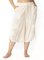 SHORT CON BOLSILLOS EN LINO SEMILLA 8189