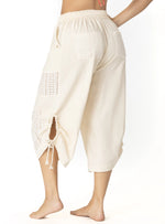 SHORT CON BOLSILLOS EN LINO SEMILLA 8189