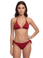 BIKINI SET: TRIÁNGULO + PANTY AMARRE LATERAL. ROJO RUBI. 5120 - MARCA SANDORATTO