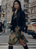 Vestido Urbano en Viscosa con Aberturas Laterales. 8079 Selva